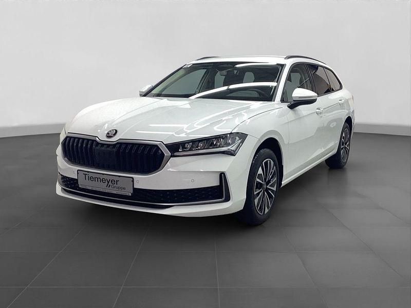 Neu Skoda Superb Selection 150 PS (110 kW) 2025 Weiß Kombi