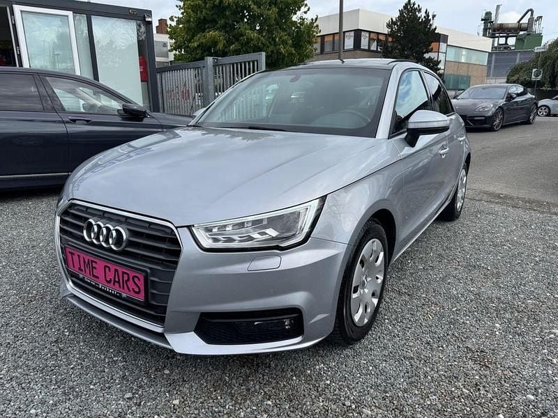 Silber Gebraucht 2018 Audi A1 Sportback Design Kleinwagen | 13.490 € (Guter Preis) - Bild 1/4