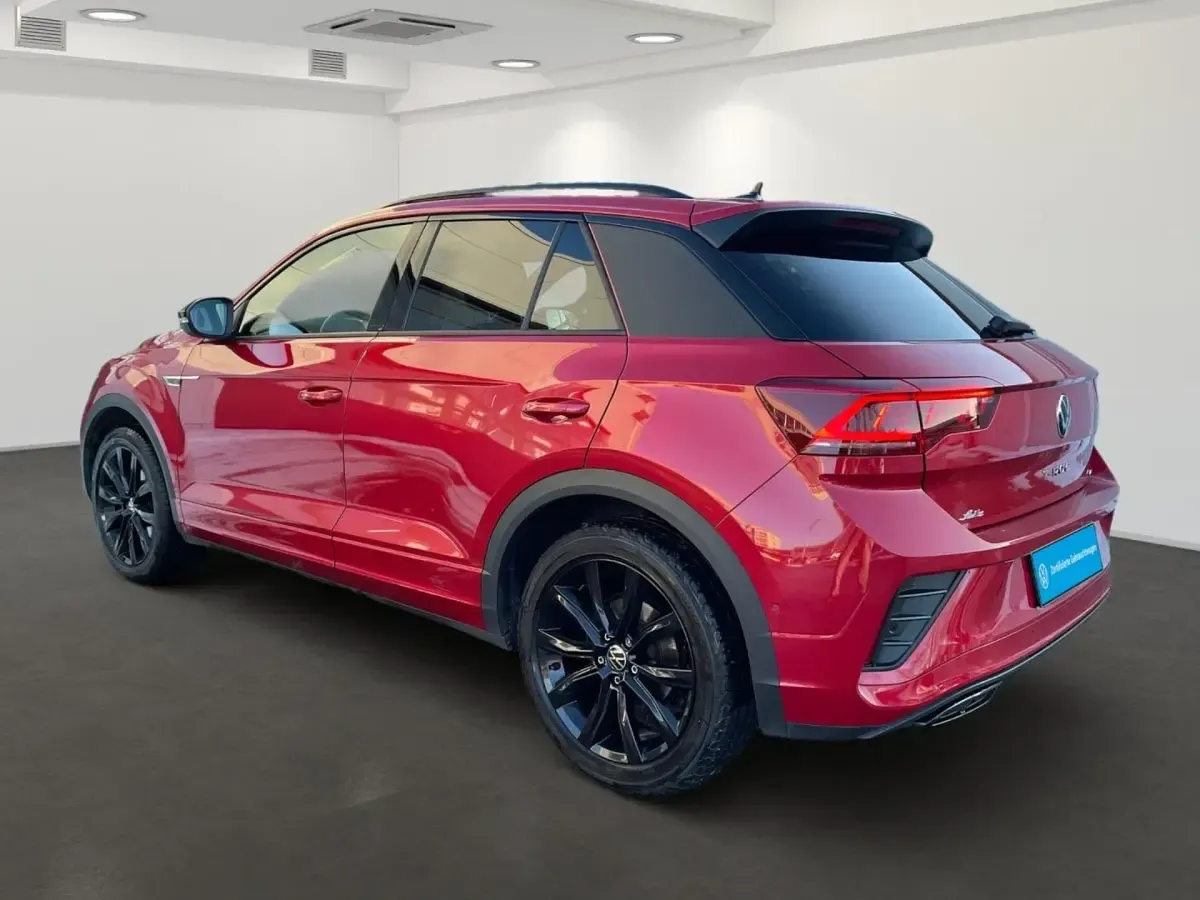 Usata VW T-Roc R-line 150 CV (110 kW) 2023 Rosso SUV
