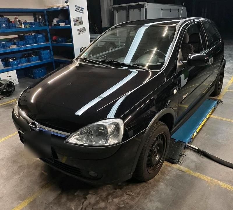 Schwarz Gebraucht 2003 Opel Corsa Kleinwagen | 900 € (Guter Preis) - Bild 1/4