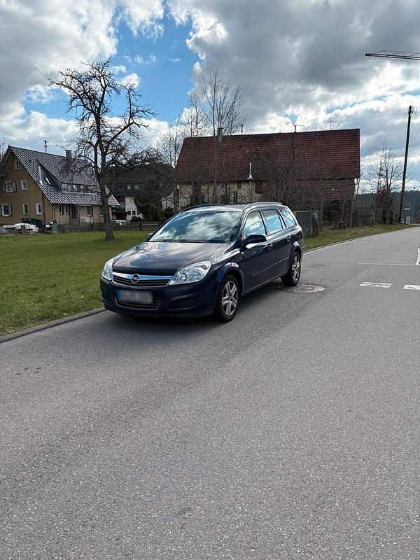 Gebraucht Opel Astra Edition 90 PS (66 kW) 2008 Blau Kombi