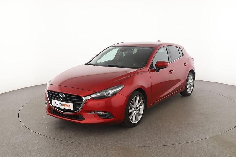Rot Gebraucht 2018 Mazda 3 Sports-Line Limousine | 15.060 € (Fairer Preis) - Bild 1/3