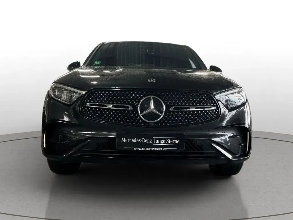Gebraucht Mercedes GLC220 AMG line 197 PS (144 kW) 2025 Grau SUV