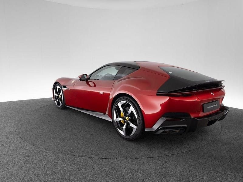 Neu Ferrari 12 Cilindri 829 PS (609 kW) 2025 Rosso imola Coupé