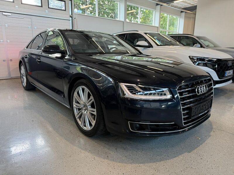 Gebraucht Audi A8 385 PS (283 kW) 2015 Blau Limousine