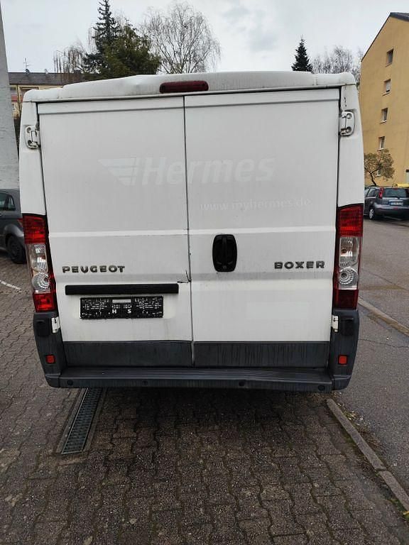Gebraucht Peugeot Boxer 105 PS (77 kW) 2011 Weiß Van