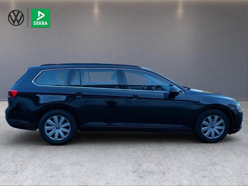 Gebraucht VW Passat Business 150 PS (110 kW) 2023 Schwarz Kombi