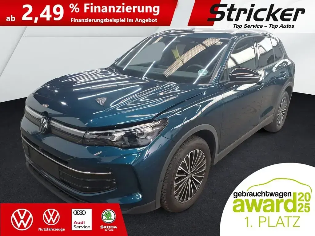 Gebraucht VW Tiguan Goal 150 PS (110 kW) 2025 Blau SUV