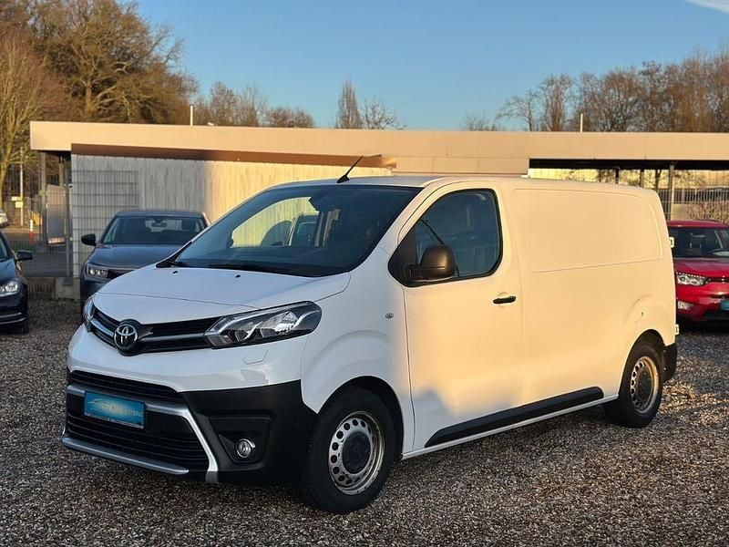 Weiß Gebraucht 2019 Toyota Proace Van / Kleinbus | 14.400 € (Superpreis) - Bild 1/4