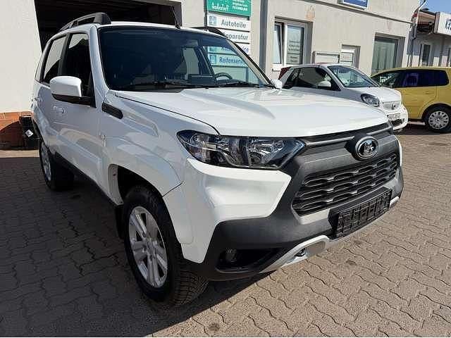 Gebraucht Lada niva 80 PS (58 kW) 2021 Weiß SUV