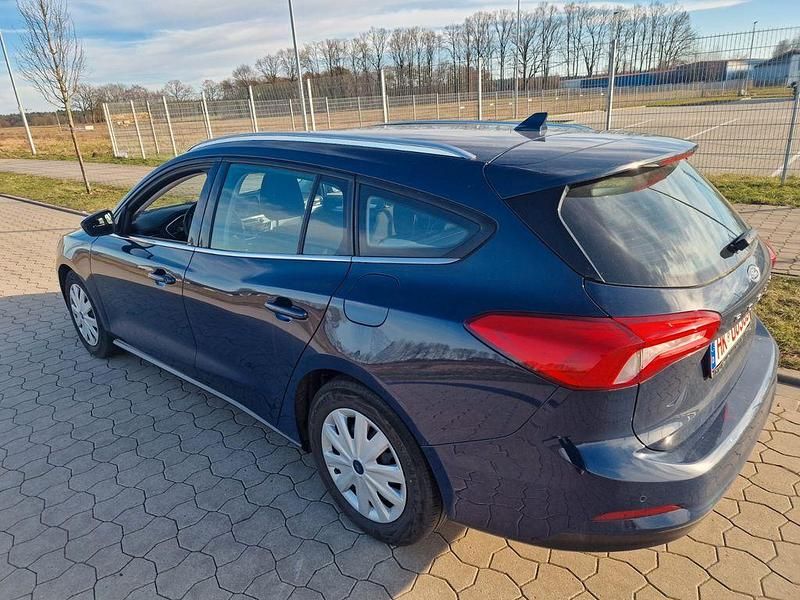Gebraucht Ford Focus Trend 120 PS (88 kW) 2020 Blau Limousine