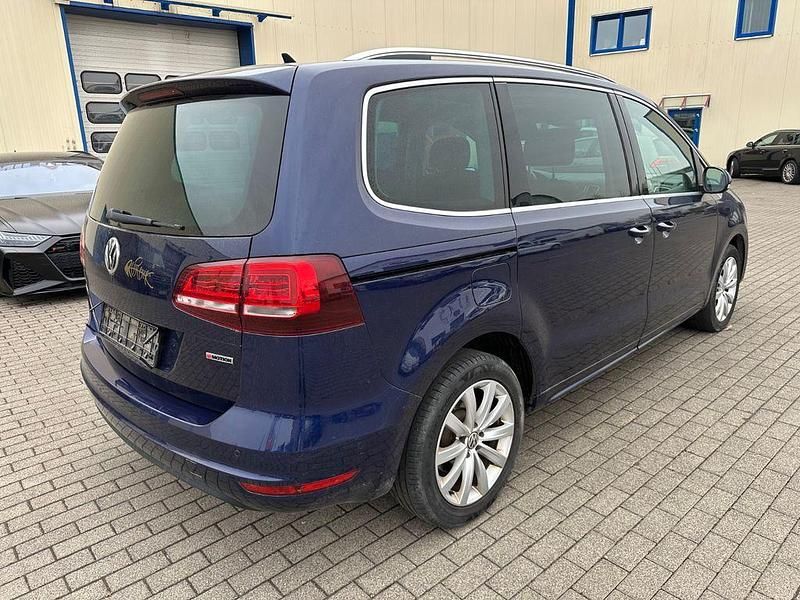 Gebraucht VW Sharan Highline 177 PS (130 kW) 2019 Blau Van / Kleinbus