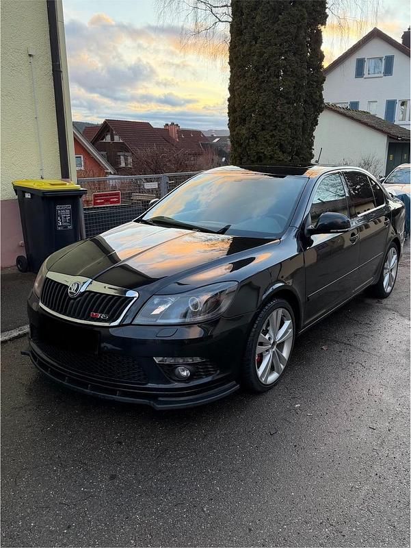 Schwarz Gebraucht 2013 Skoda Octavia vRS Limousine | 7.500 € (Fairer Preis) - Bild 1/4
