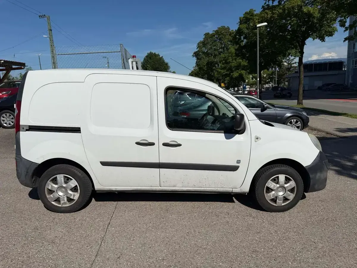 Gebraucht Renault Kangoo 44 kW (60 PS) 2012 Weiss Van / Kleinbus