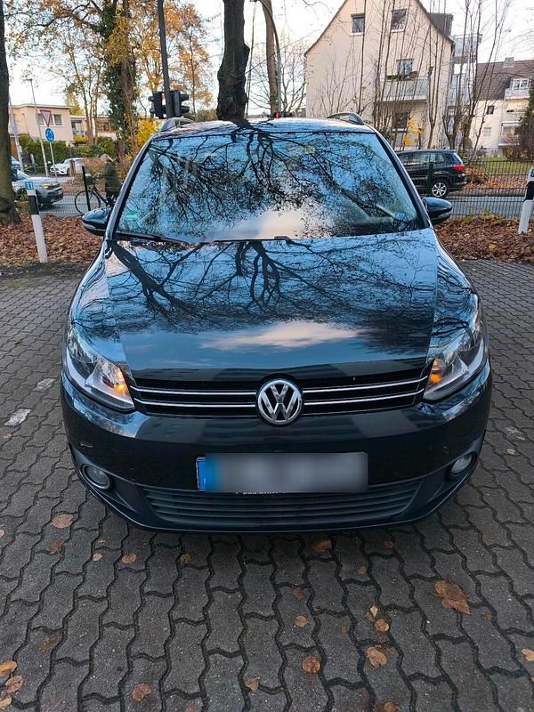 Schwarz Gebraucht 2015 VW Touran Van / Kleinbus | 6.500 € (Superpreis) - Bild 1/4