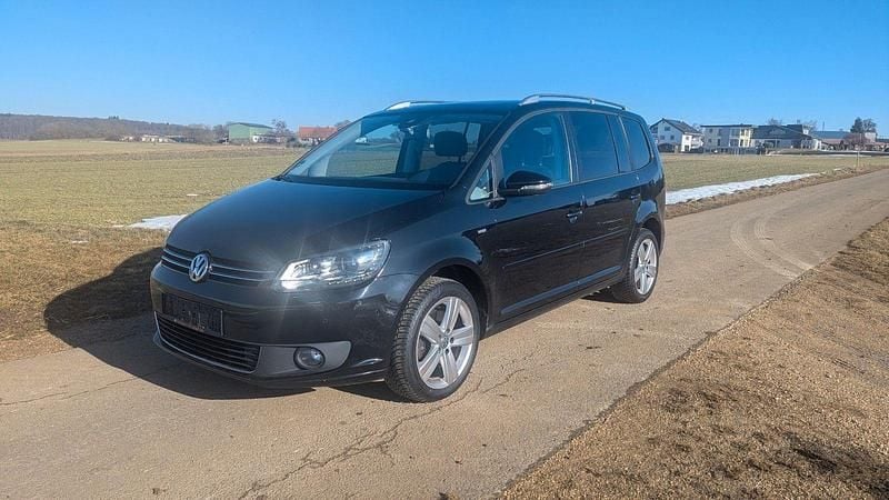 Gebraucht VW Touran Comfortline 140 PS (102 kW) 2013 Schwarz Van / Kleinbus