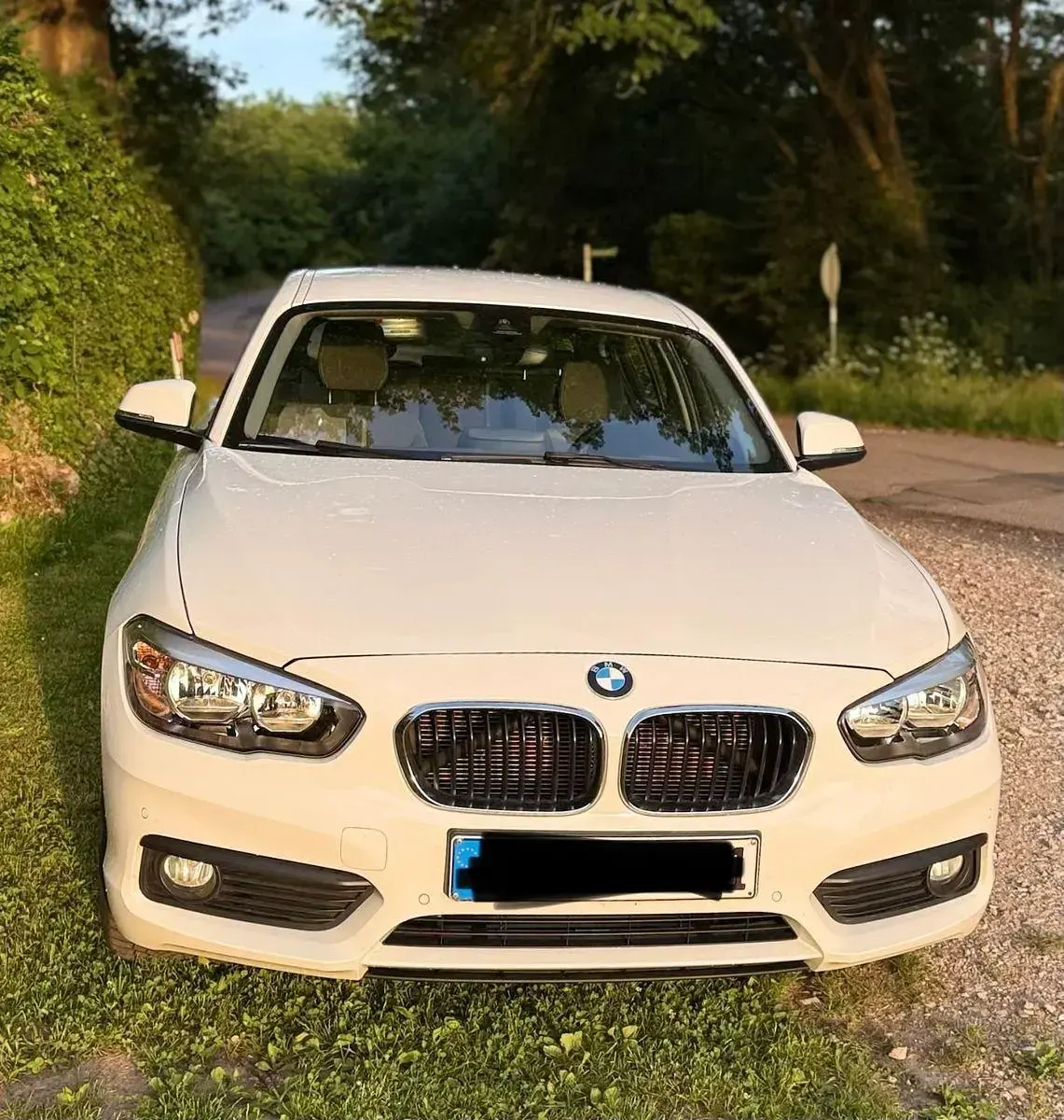 Gebraucht BMW 118 Advantage 136 PS (100 kW) 2016 Weiß Kleinwagen