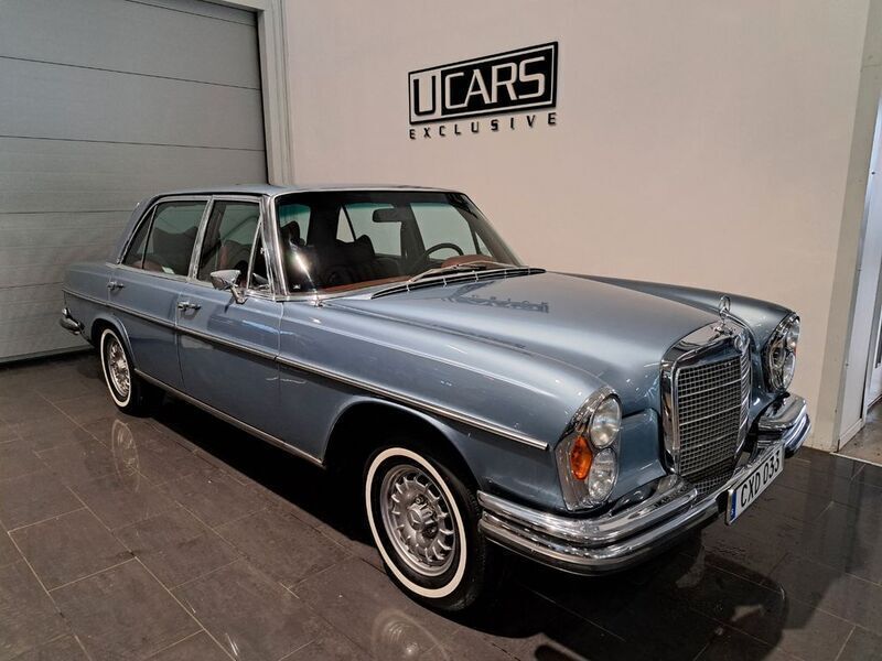Blau Gebraucht 1972 Mercedes W108 Limousine | 29.990 € - Bild 1/4