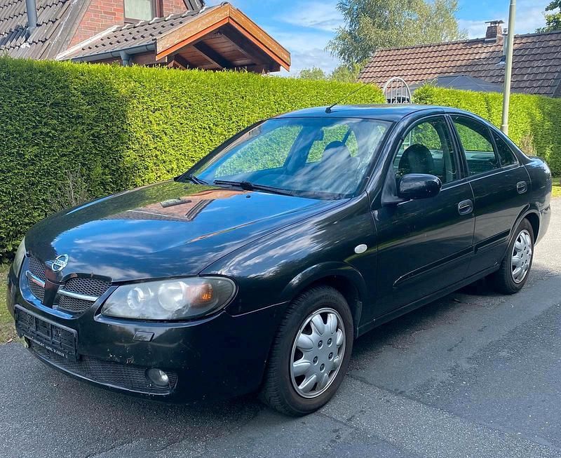 Schwarz Gebraucht 2006 Nissan Almera Limousine | 750 € - Bild 1/4