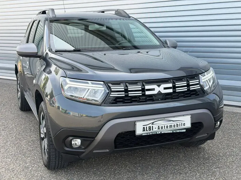 Gebraucht Dacia Duster Journey 131 PS (96 kW) 2023 Grau SUV