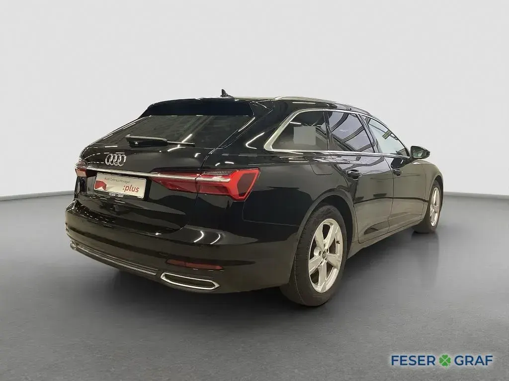 Second-hand Audi A6 Sport 204 CP (150 kW) 2022 Negru Break