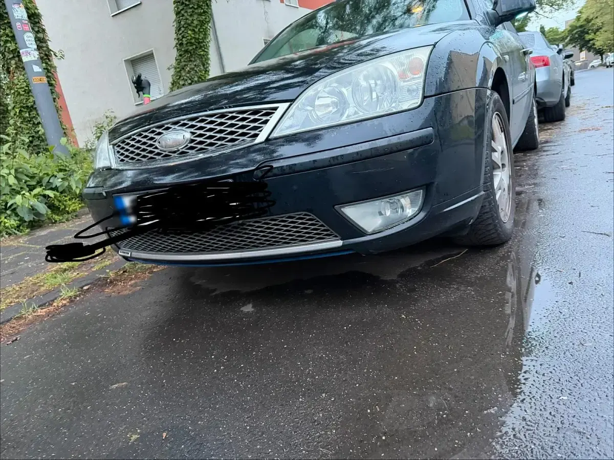 Gebraucht Ford Mondeo 125 PS (91 kW) 2006 Schwarz Kombi