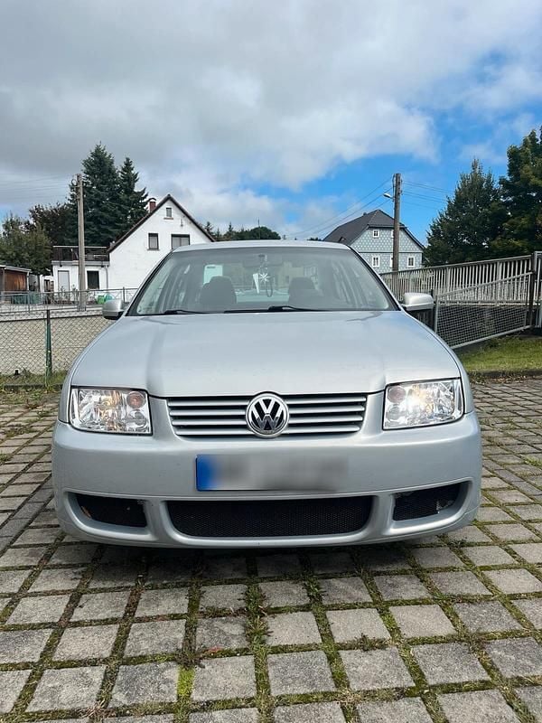 Silber Gebraucht 1999 VW Bora Limousine | 2.150 € (Fairer Preis) - Bild 1/4