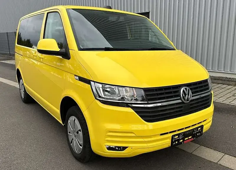 Gebraucht VW Multivan 150 PS (110 kW) 2020 Gelb Van / Kleinbus