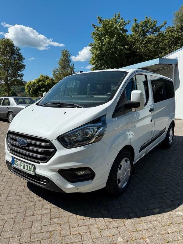 Weiß Gebraucht 2020 Ford Transit Custom Trend Van / Kleinbus | 19.950 € (Fairer Preis) - Bild 1/4