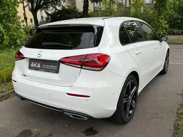 Gebraucht Mercedes A200 Progressive 163 PS (119 kW) 2016 Andere Limousine