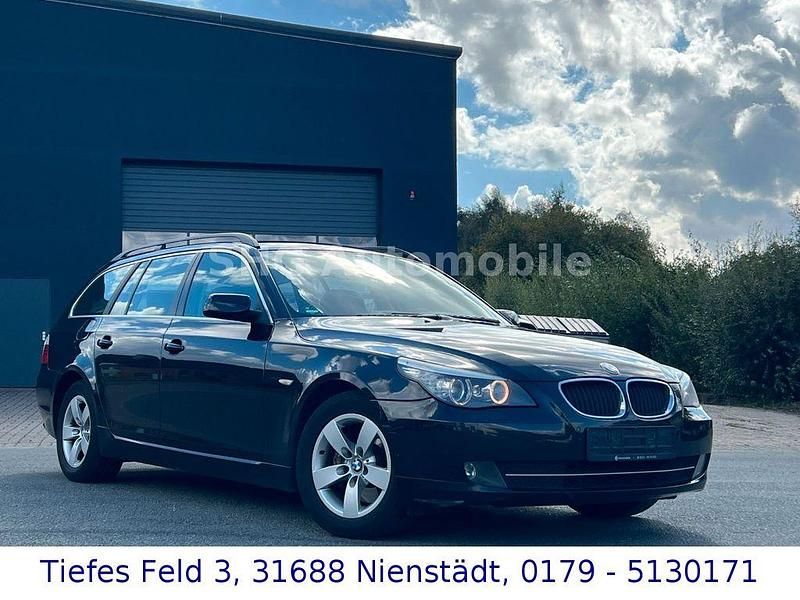 Schwarz Gebraucht 2008 BMW 520 Advantage Kombi | 5.799 € (Fairer Preis) - Bild 1/4