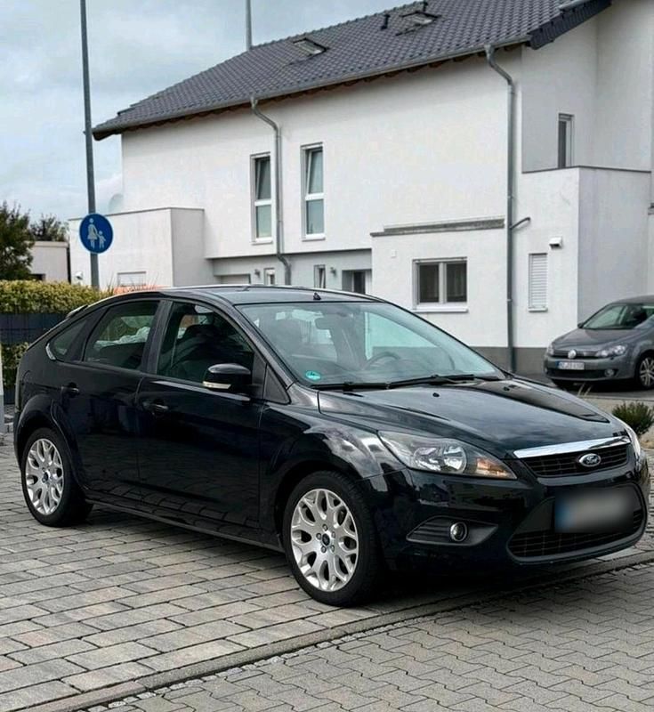 Gebraucht Ford Focus 116 PS (85 kW) 2009 Schwarz Limousine
