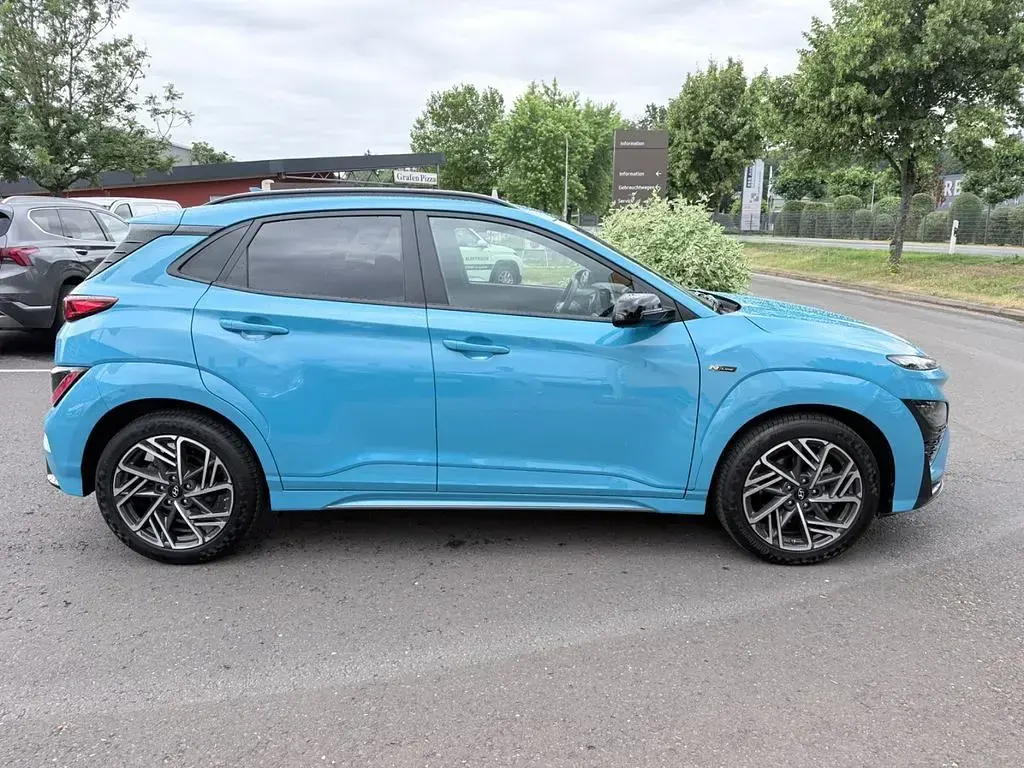 Gebraucht Hyundai Kona N Line 120 PS (88 kW) 2023 Blau SUV