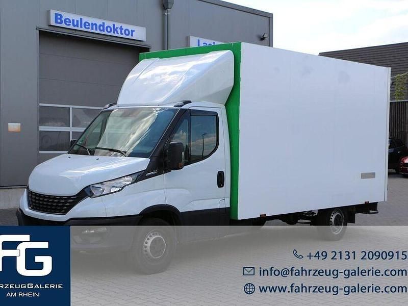 Weiß Gebraucht 2020 Iveco Daily Van / Kleinbus | 22.940 € (Etwas zu teuer) - Bild 1/4