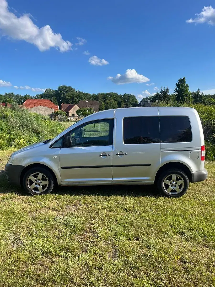 Gebraucht VW Caddy Life 105 PS (77 kW) 2008 Silber Van / Kleinbus