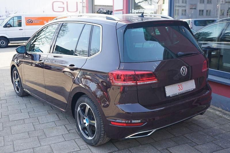 Gebraucht VW Golf VII Highline 150 PS (110 kW) 2018 Schwarz Limousine