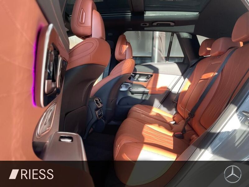 Gebraucht Mercedes GLC450 Night 367 PS (269 kW) 2025 Grau SUV