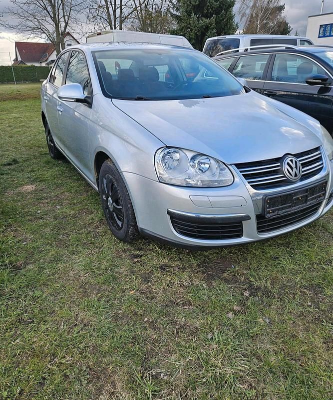 Gebraucht VW Jetta 102 PS (75 kW) 2006 Limousine