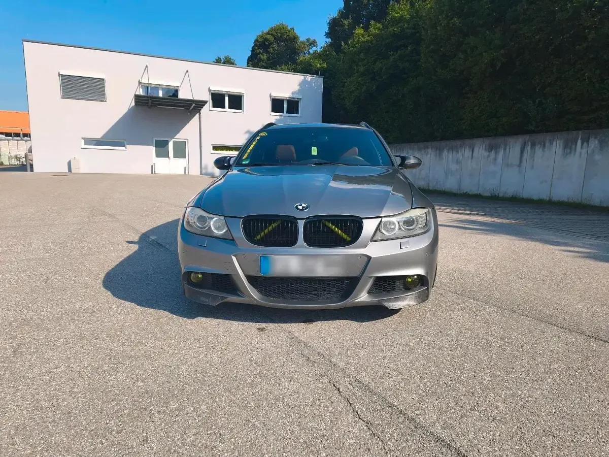 Gebraucht BMW 335 M Performance 520 PS (382 kW) 2011 Grau Kombi