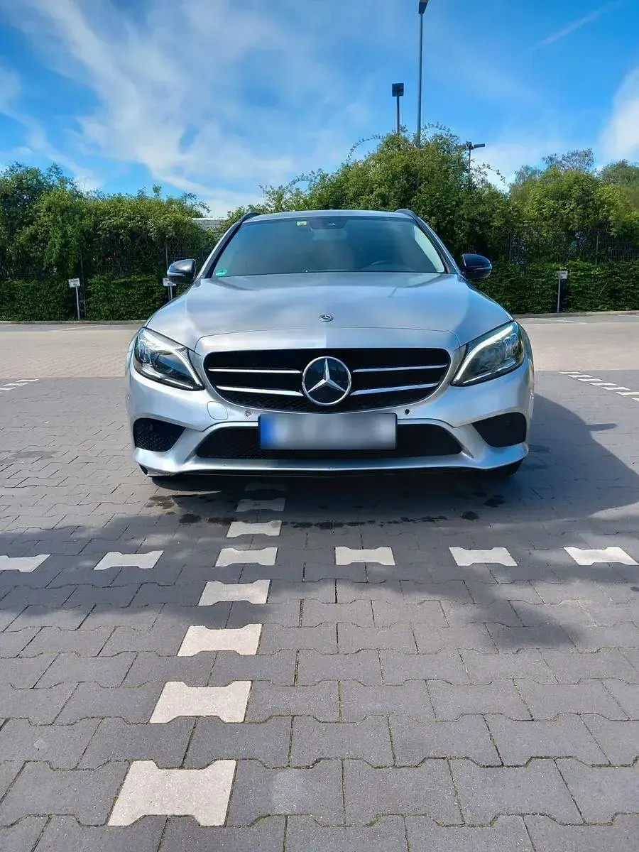 Gebraucht Mercedes C250 204 PS (150 kW) 2018 Schwarz Kombi