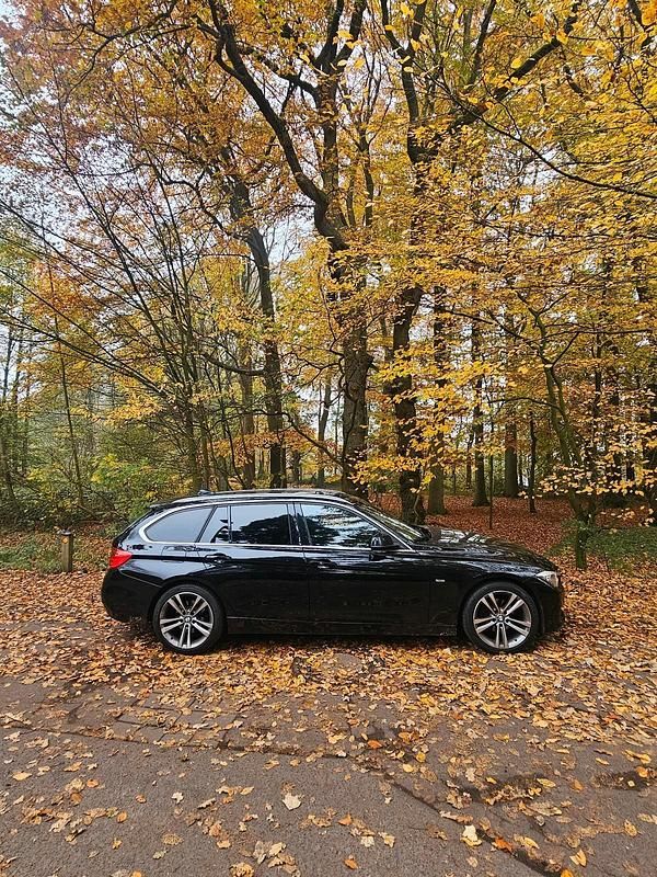 Schwarz Gebraucht 2014 BMW 320 Kombi | 8.000 € (Fairer Preis) - Bild 1/4