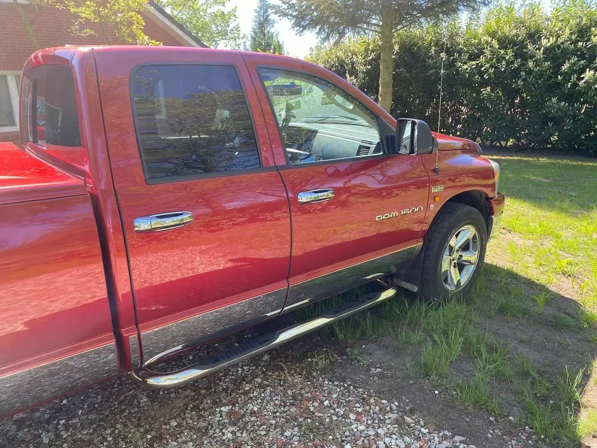 Gebraucht Dodge Ram 345 PS (253 kW) 2006 Rot Pickup