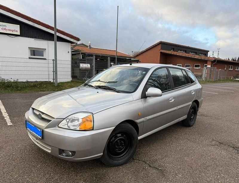 Silber Gebraucht 2003 Kia Rio Kombi | 1.600 € (Guter Preis) - Bild 1/4