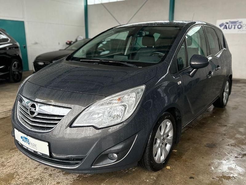 Gebraucht Opel Meriva Innovation 131 PS (96 kW) 2013 Grau Van / Kleinbus