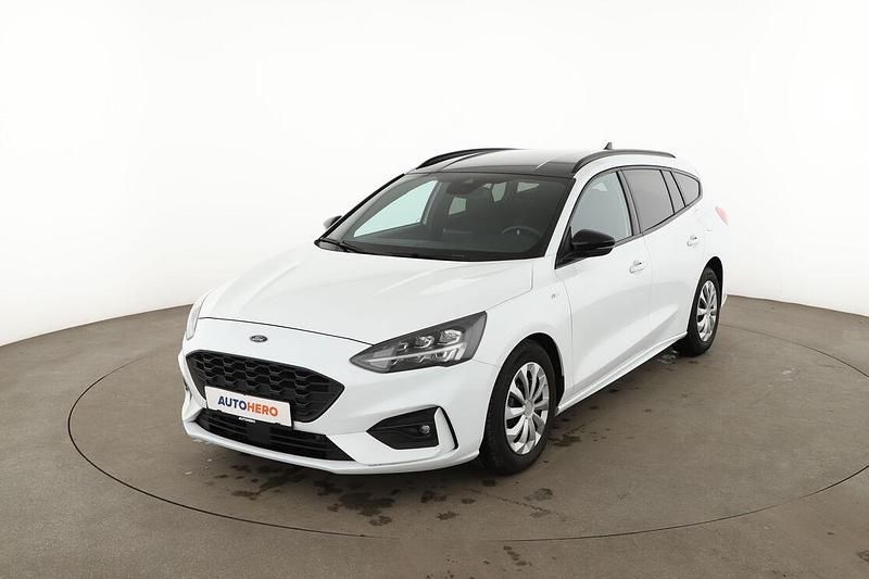 Gebraucht Ford Focus ST-Line 182 PS (133 kW) 2019 Weiß Kombi