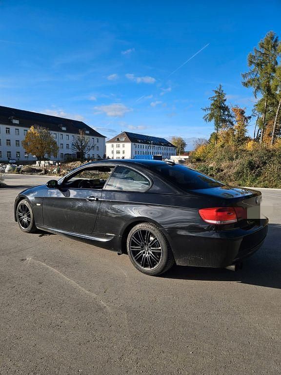 Schwarz Gebraucht 2008 BMW 330 M Sport Coupé | 6.666 € (Superpreis) - Bild 1/4