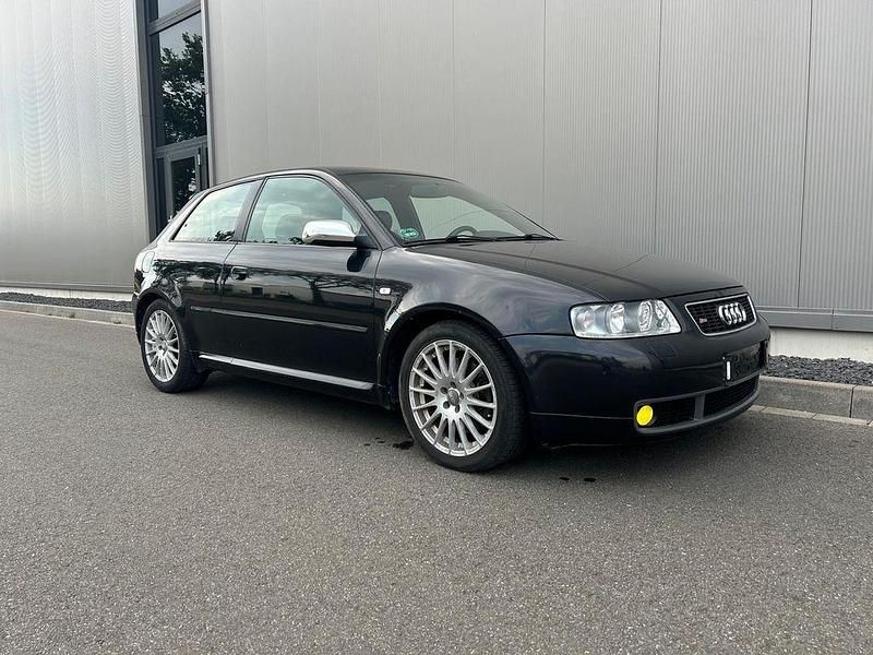 Schwarz Gebraucht 2001 Audi S3 Sport Limousine | 5.990 € (Superpreis) - Bild 1/4