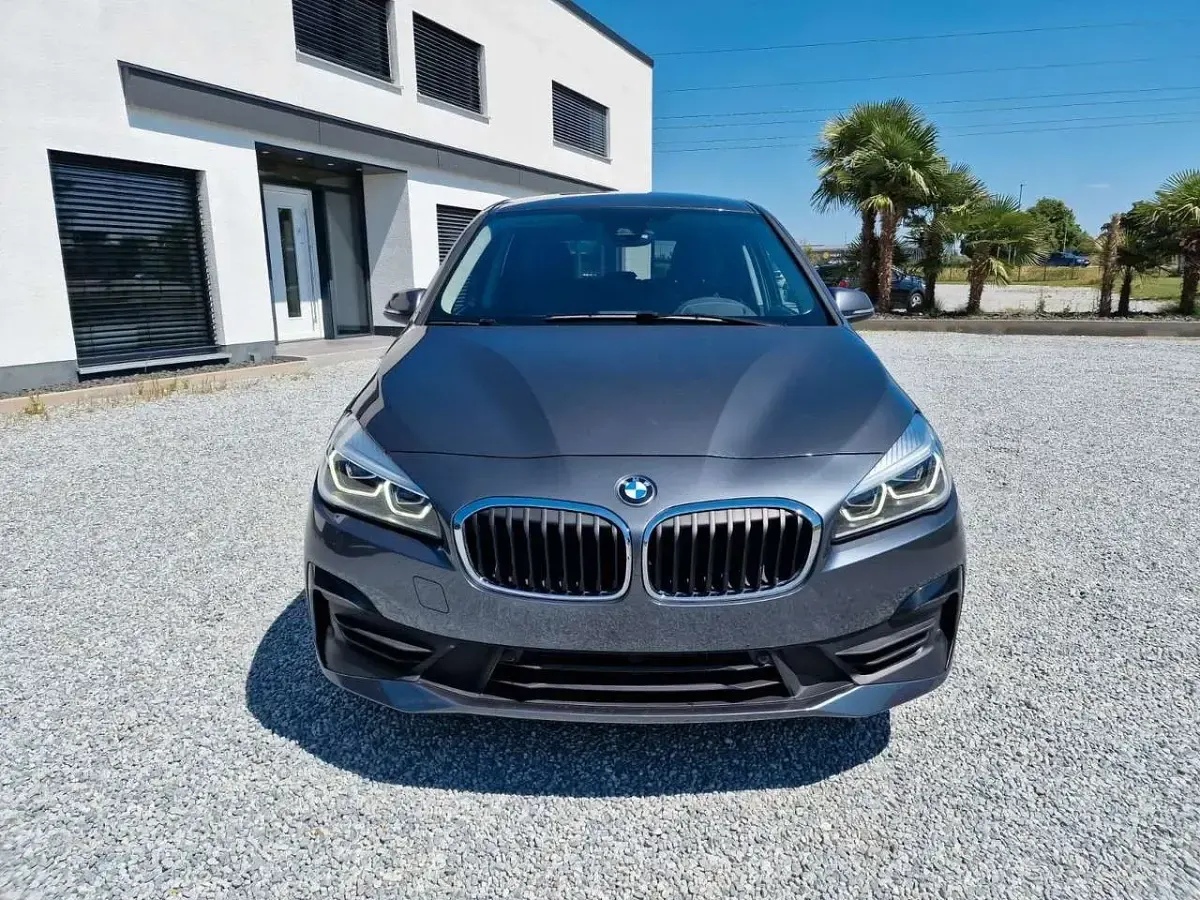 Gebraucht BMW 218 Gran Coupé 140 PS (102 kW) 2024 Mineralgrau metallic Coupé