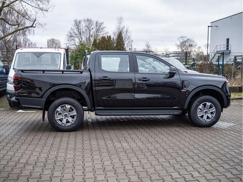 Neu Ford Ranger XLT 170 PS (125 kW) 2026 Schwarz Pickup