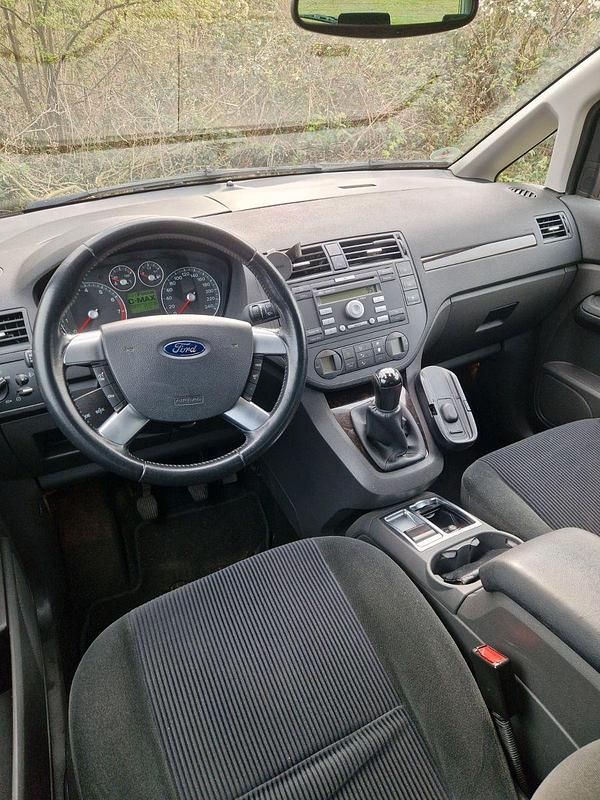 Second-hand Ford C-MAX 145 CP (106 kW) 2005 Negru Monovolum